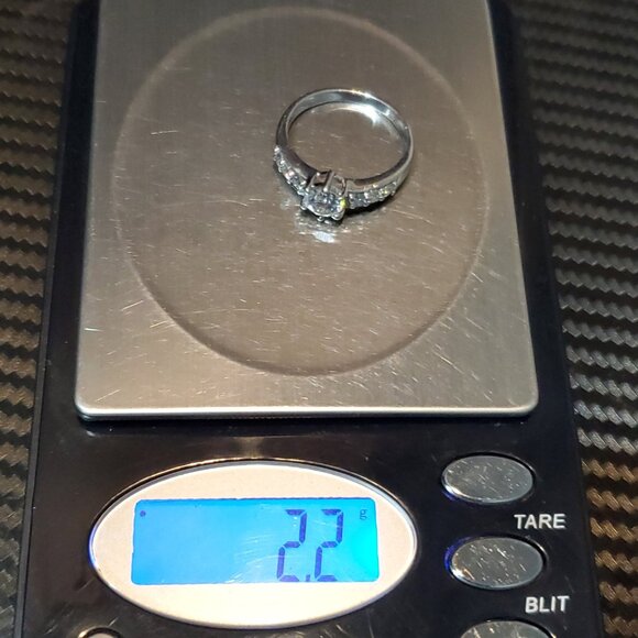 Size 9 925 Sterling Silver Clear Moissanite Diamonds Ring - Picture 9 of 9